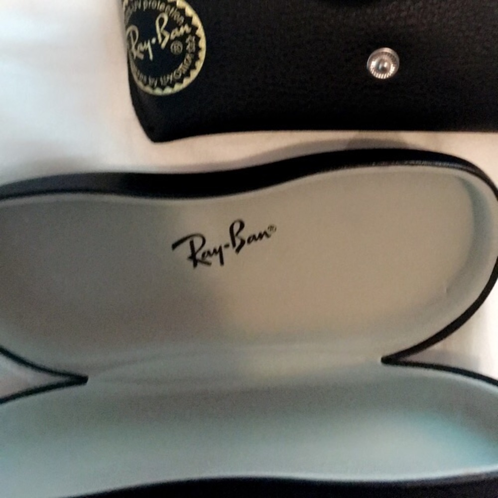 Ray ban glass case set of (2)